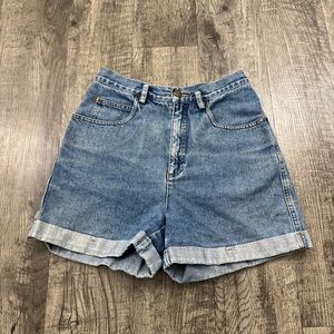 Vtg 90s Liz Wear High Waist Denim Cuffed Mom Jean Shorts